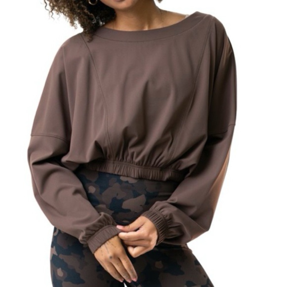 Balance Athletica Chocolate Long Sleeve Top outlander Crew
